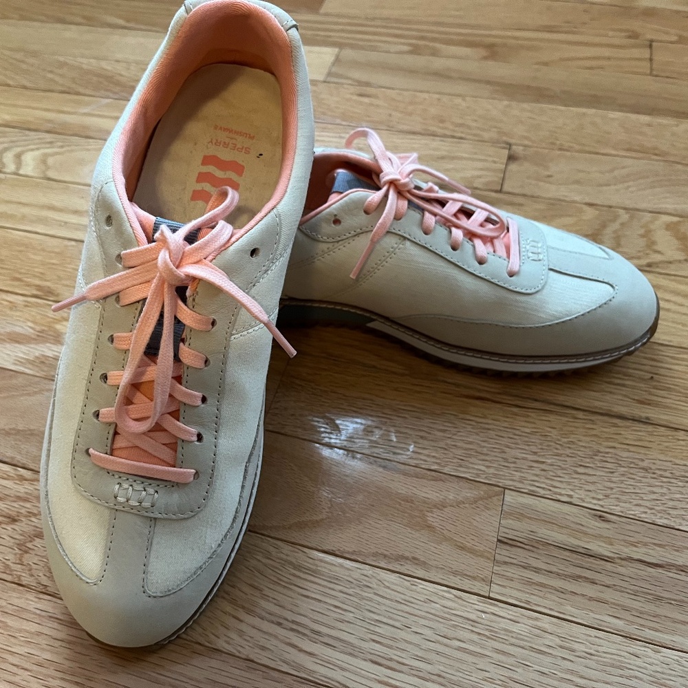 Sperry -NEW - Women's Plushwave Trainer Boat Shoes, Cream 9.5